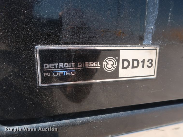 image for item HA9119 2014 Western Star 4900SB  semi truck