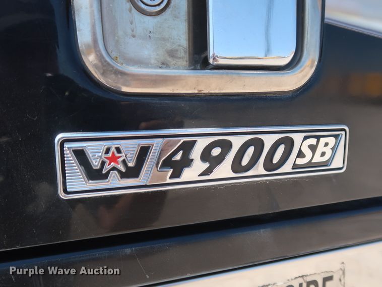 image for item HA9119 2014 Western Star 4900SB  semi truck