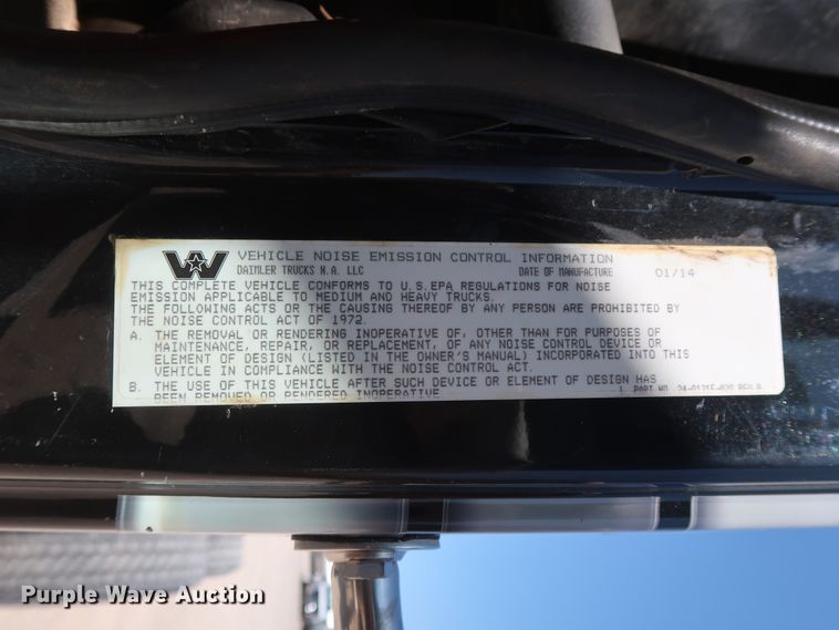 image for item HA9119 2014 Western Star 4900SB  semi truck