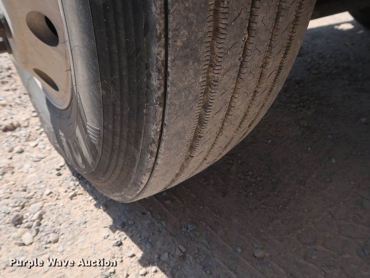 image for item HA9120 2015 Peterbilt 388  semi truck