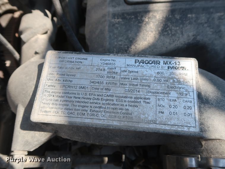 image for item HA9121 2015 Peterbilt 388  semi truck