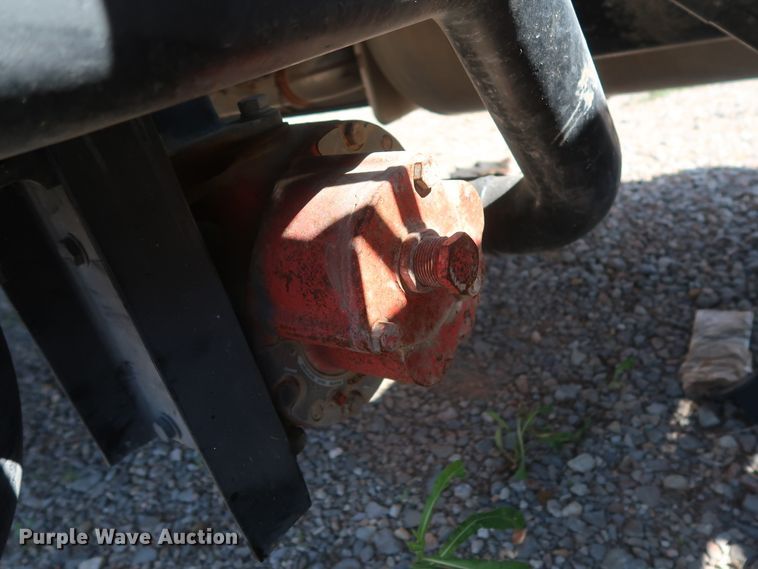 image for item HA9121 2015 Peterbilt 388  semi truck