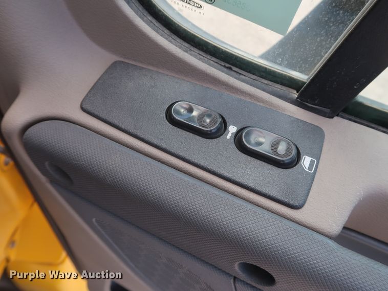 image for item HA9123 2016 Freightliner Cascadia 125  semi truck