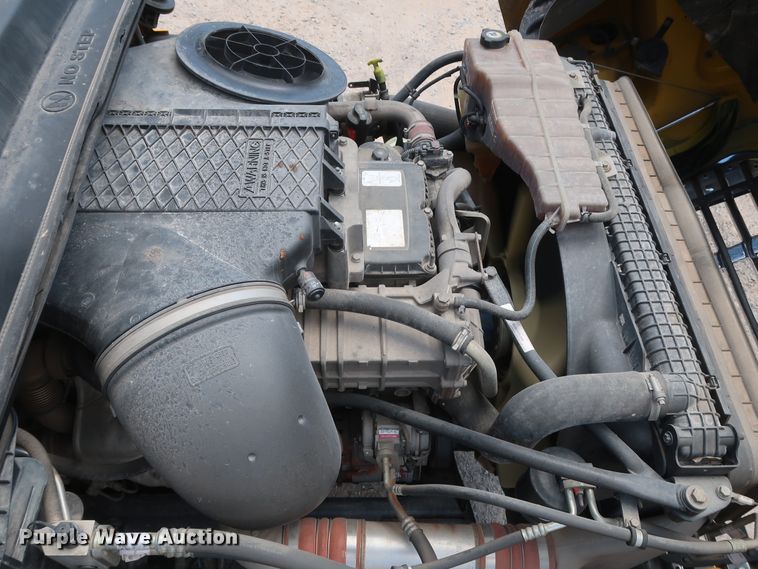 image for item HA9123 2016 Freightliner Cascadia 125  semi truck