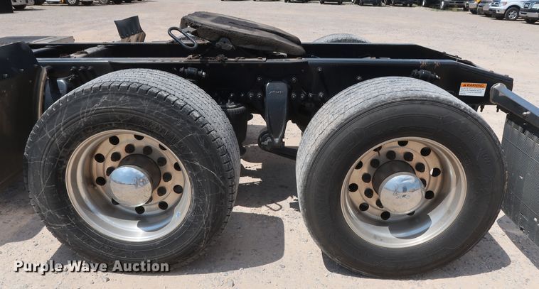 image for item HA9123 2016 Freightliner Cascadia 125  semi truck