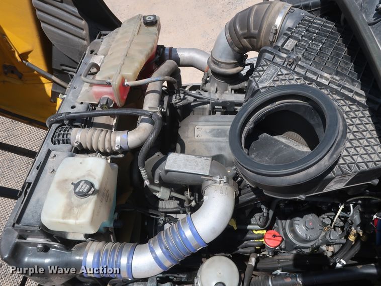 image for item HA9124 2017 Peterbilt 579  semi truck