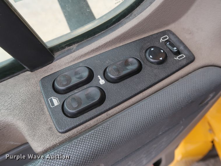 image for item HA9125 2017 Freightliner Cascadia 125  semi truck