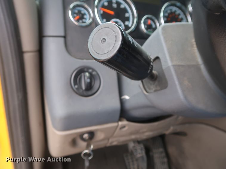 image for item HA9125 2017 Freightliner Cascadia 125  semi truck