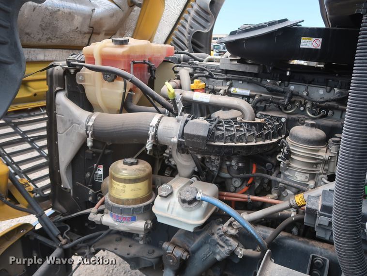 image for item HA9125 2017 Freightliner Cascadia 125  semi truck