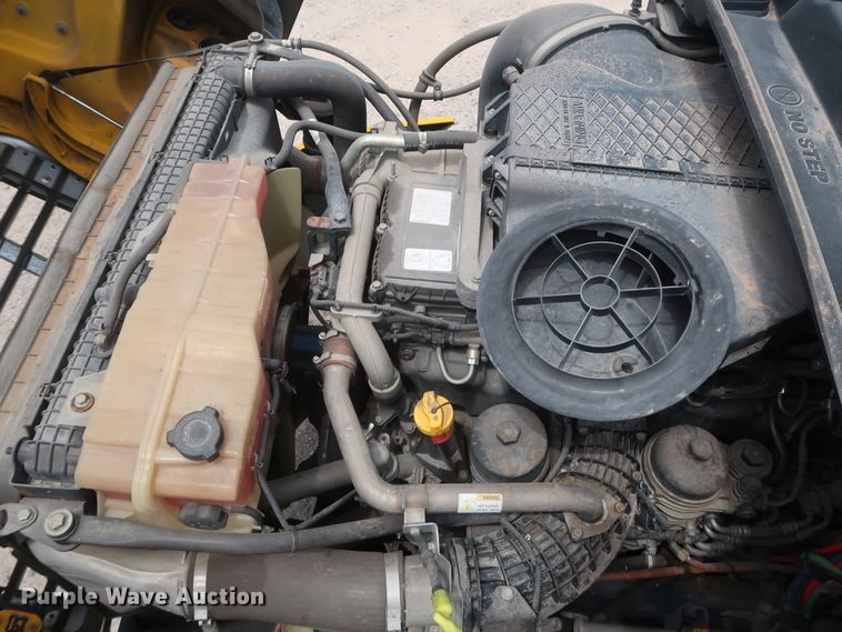 image for item HA9125 2017 Freightliner Cascadia 125  semi truck