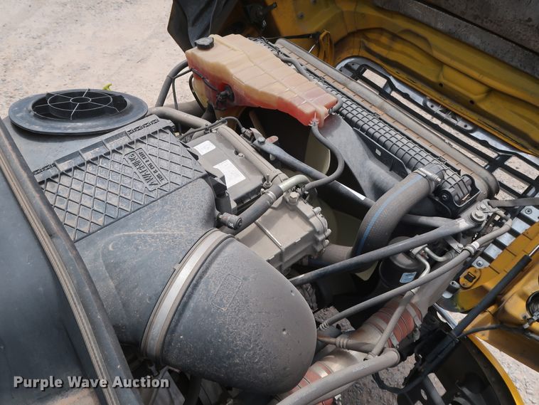 image for item HA9125 2017 Freightliner Cascadia 125  semi truck