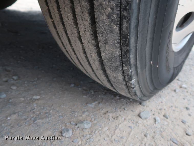 image for item HA9125 2017 Freightliner Cascadia 125  semi truck