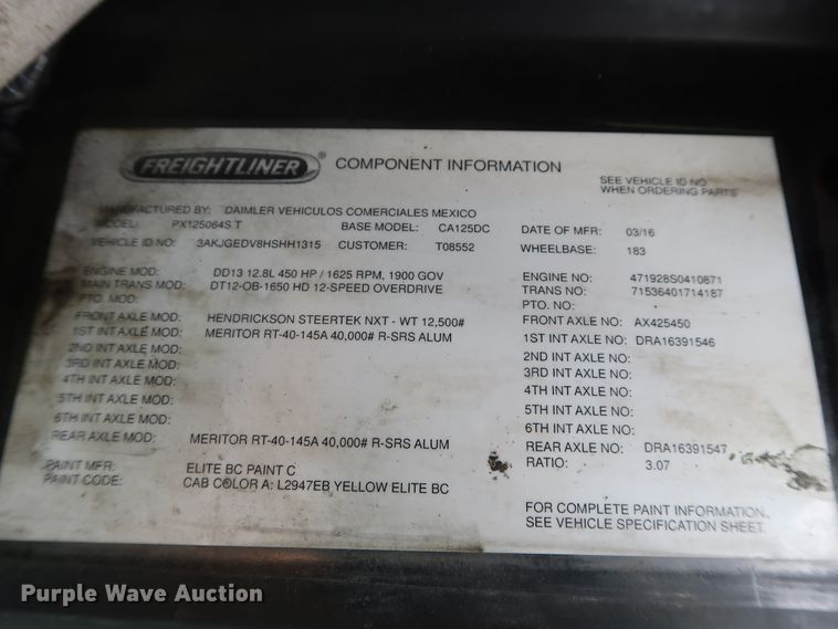 image for item HA9125 2017 Freightliner Cascadia 125  semi truck