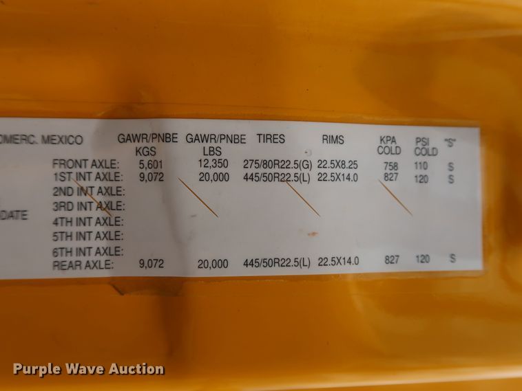 image for item HA9125 2017 Freightliner Cascadia 125  semi truck