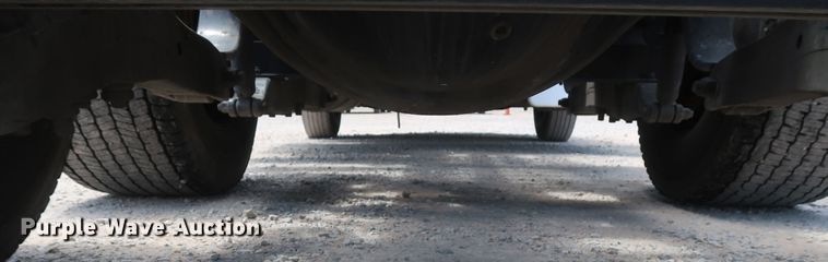 image for item HA9126 2017 Peterbilt 579  semi truck