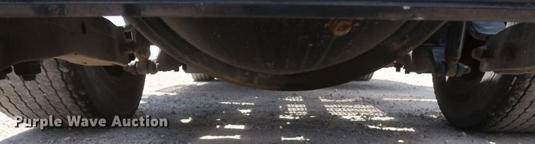 image for item HA9127 2017 Peterbilt 579  semi truck