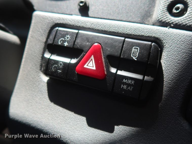 image for item HA9128 2017 Freightliner Cascadia 125  semi truck