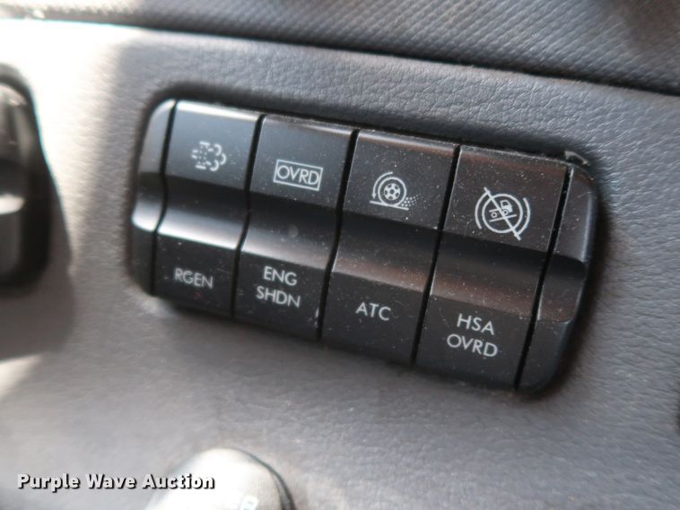 image for item HA9128 2017 Freightliner Cascadia 125  semi truck