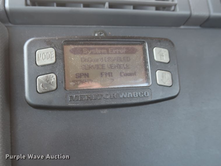 image for item HA9128 2017 Freightliner Cascadia 125  semi truck