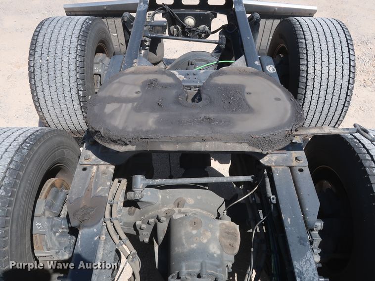 image for item HA9128 2017 Freightliner Cascadia 125  semi truck