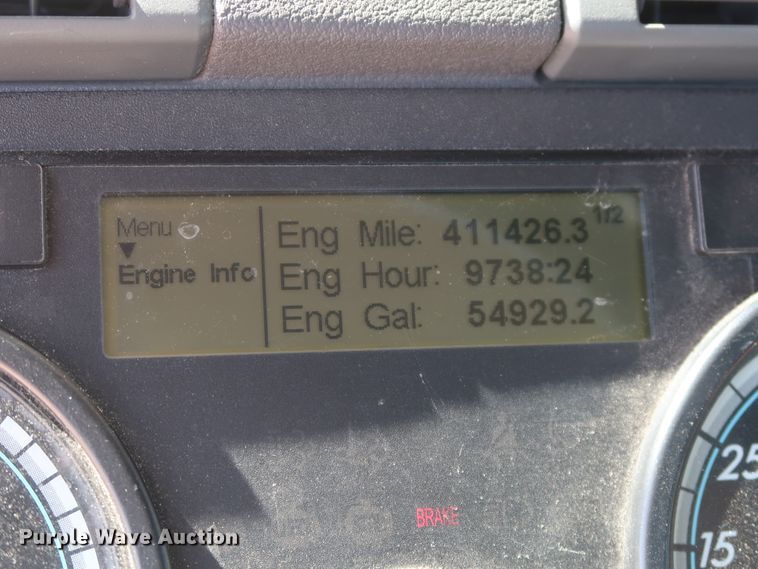 image for item HA9130 2015 Freightliner Cascadia 125  semi truck