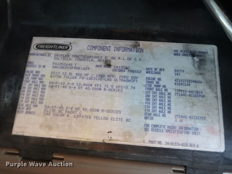 image for item HA9130 2015 Freightliner Cascadia 125  semi truck