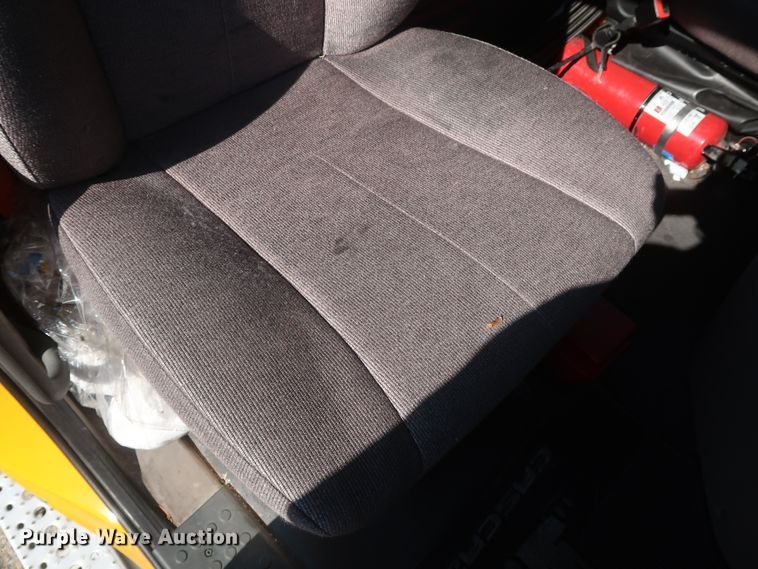 image for item HA9131 2015 Freightliner Cascadia 125  semi truck