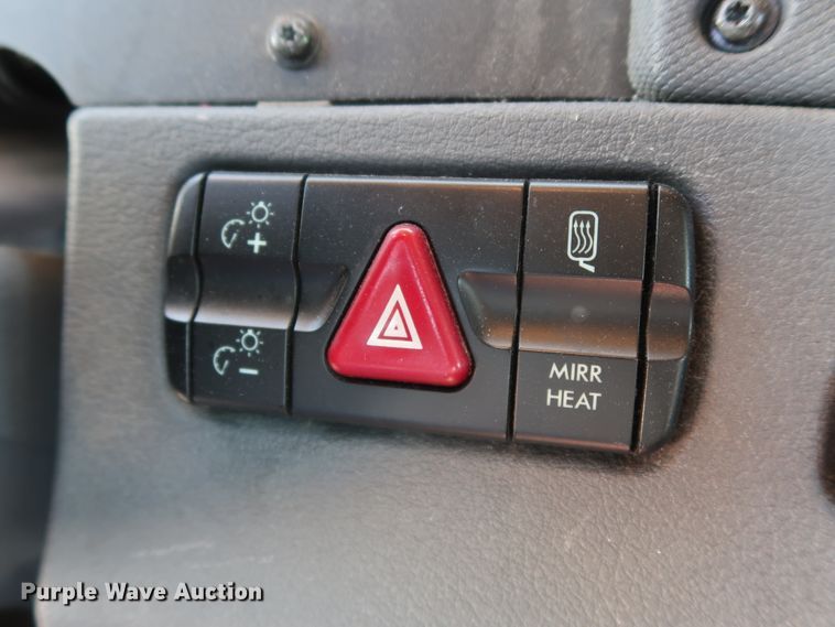 image for item HA9132 2014 Freightliner Cascadia 125 semi truck