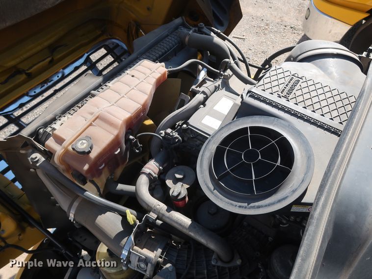 image for item HA9132 2014 Freightliner Cascadia 125 semi truck