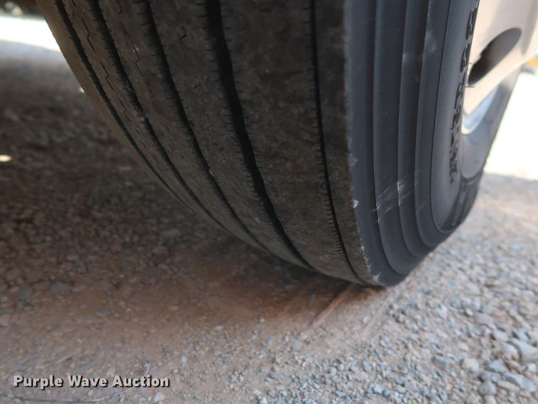 image for item HA9132 2014 Freightliner Cascadia 125 semi truck