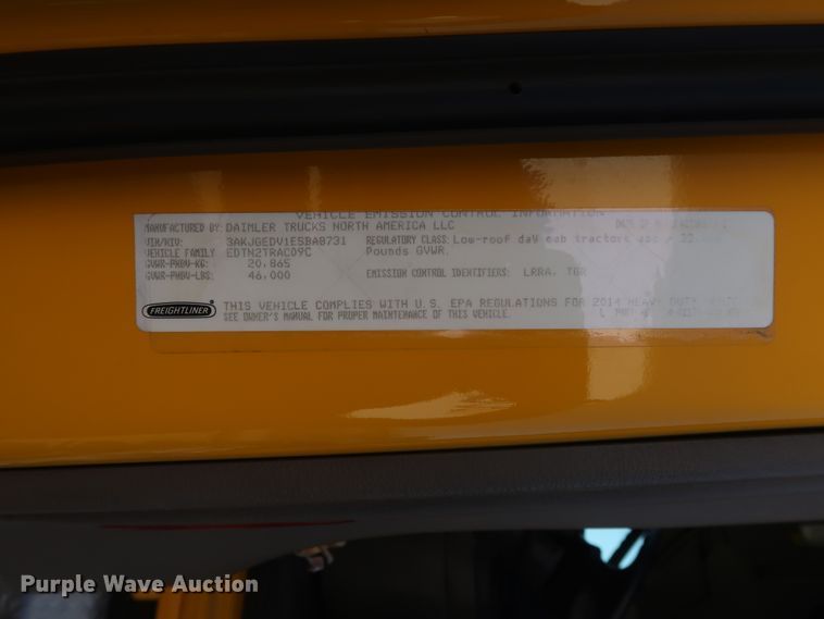 image for item HA9132 2014 Freightliner Cascadia 125 semi truck