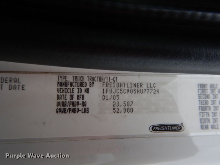 image for item HA9169 2005 Freightliner Business Class M2  semi truck