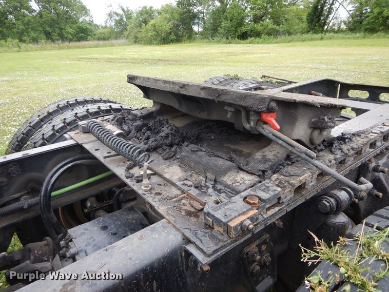 image for item HA9170 2007 Freightliner Business Class M2  semi truck