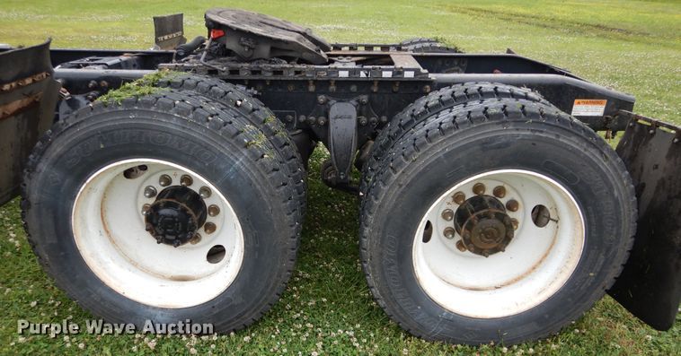 image for item HA9170 2007 Freightliner Business Class M2  semi truck