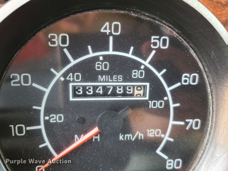 image for item K5809 2003 Kenworth T600 semi truck