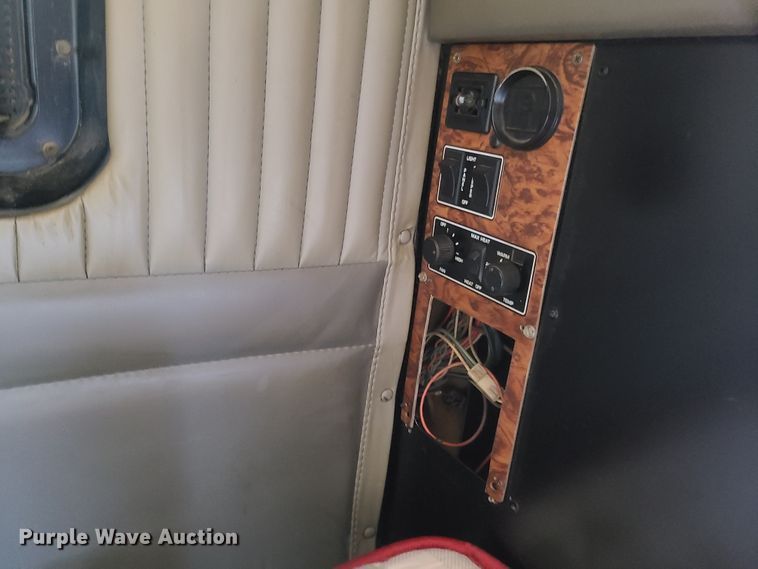 image for item K5895 2002 Kenworth T800  semi truck