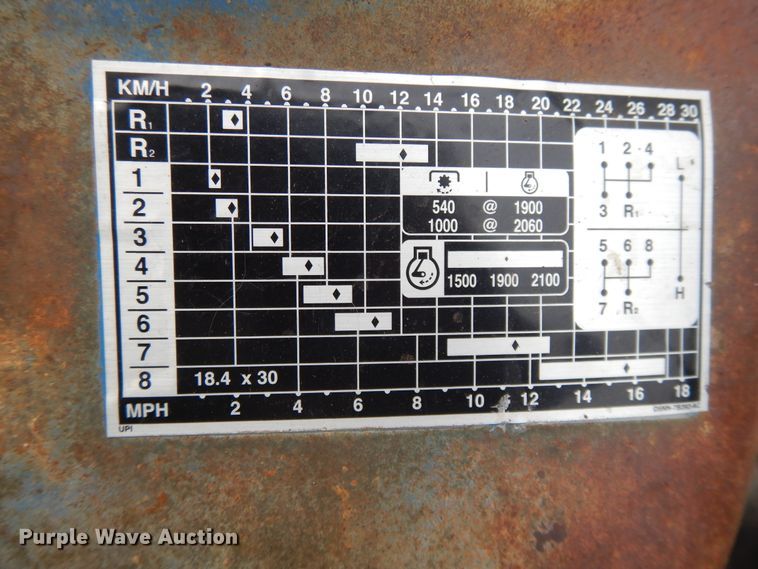 image for item DE5695 Ford 6600  tractor