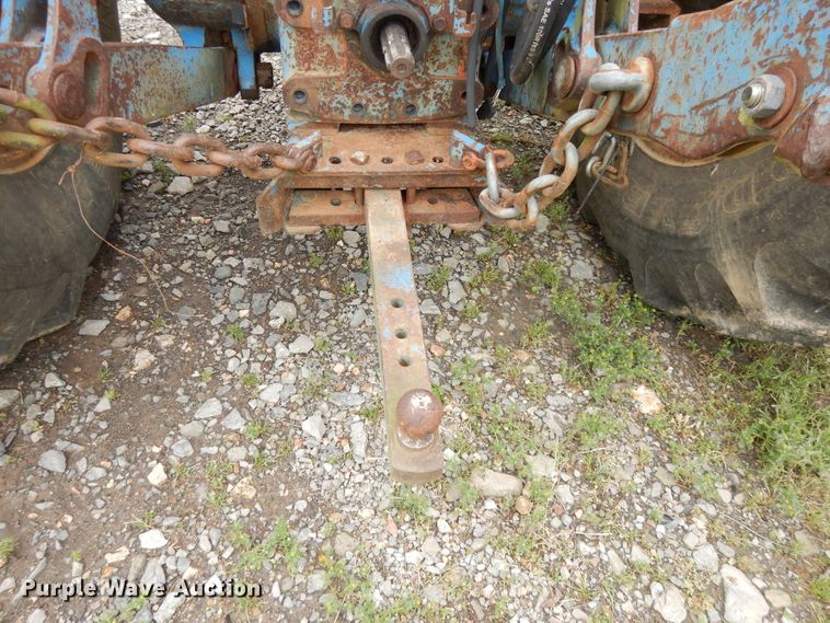 image for item DE5695 Ford 6600  tractor
