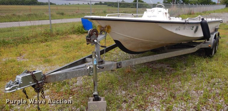 image for item DE5701 1999 Bluewave 22 Classic  boat