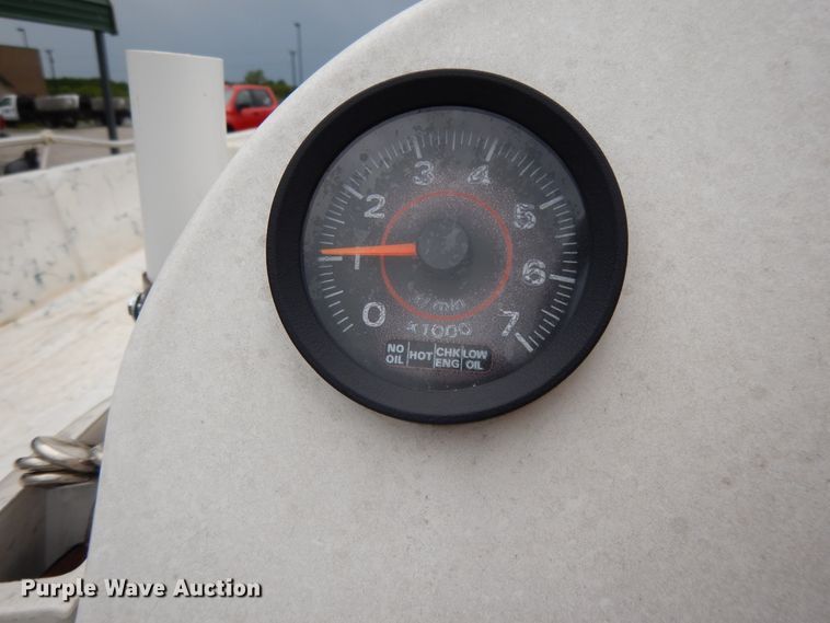 image for item DE5701 1999 Bluewave 22 Classic  boat