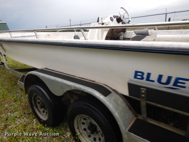image for item DE5701 1999 Bluewave 22 Classic  boat