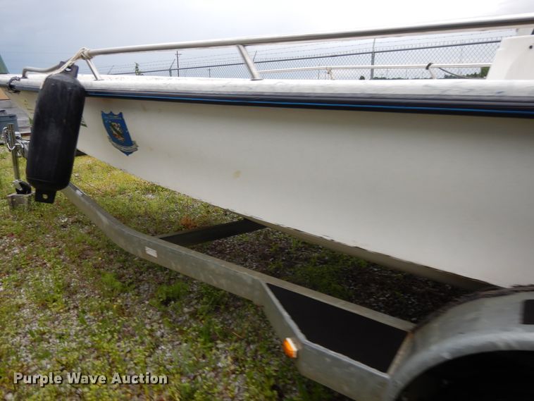 image for item DE5701 1999 Bluewave 22 Classic  boat