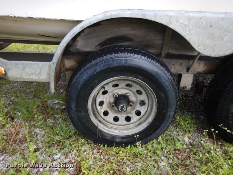 image for item DE5701 1999 Bluewave 22 Classic  boat