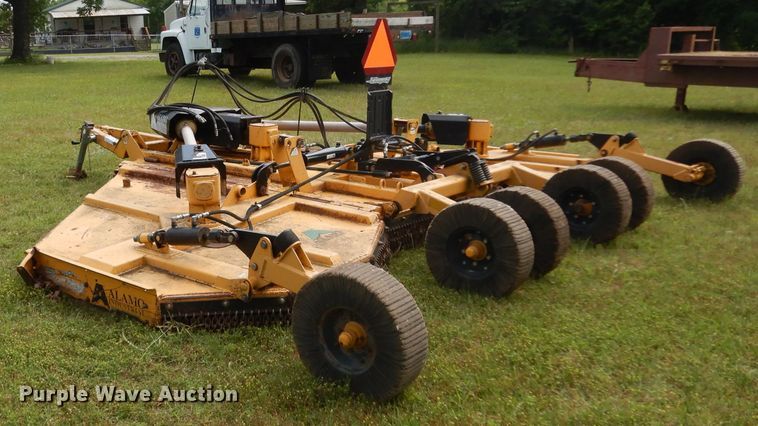 image for item DG6781 Alamo S115 batwing rotary mower