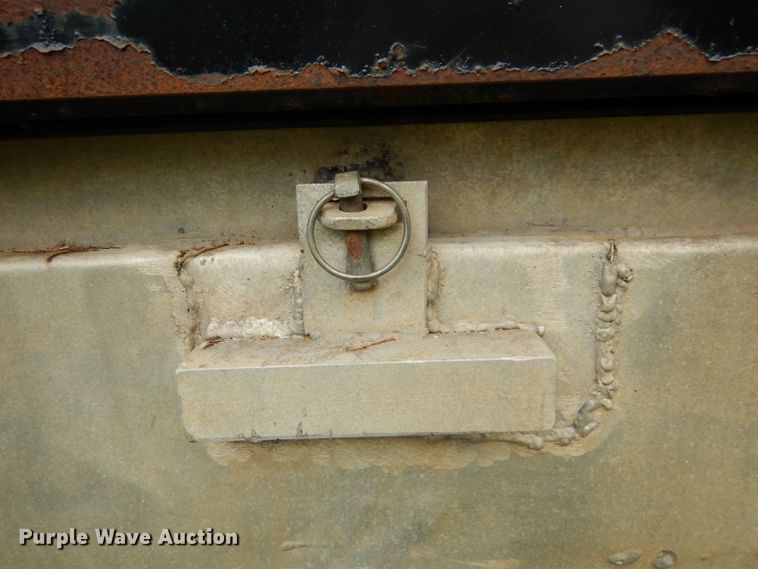 image for item DG6783 1987 International S1954/1900  dump flatbed truck