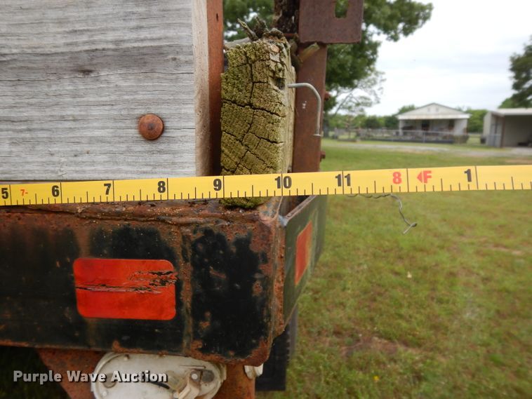 image for item DG6783 1987 International S1954/1900  dump flatbed truck