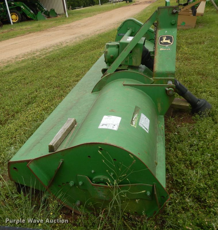 image for item DG6784 John Deere 390 flail mower