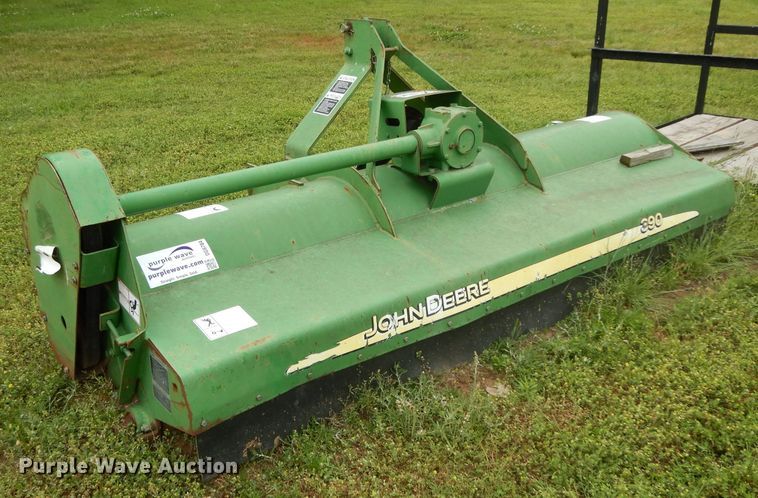 image for item DG6784 John Deere 390 flail mower