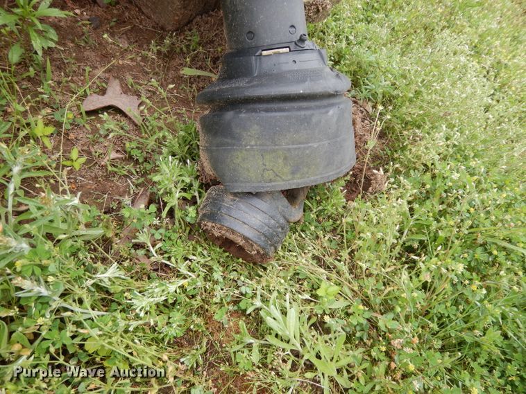 image for item DG6784 John Deere 390 flail mower