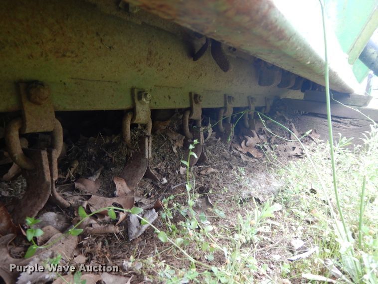 image for item DG6784 John Deere 390 flail mower